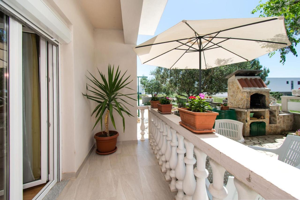 Apartment Ivan Vrsi Exterior photo